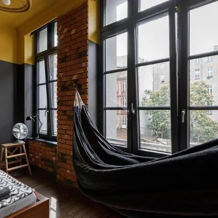 Close-golden Wroclaw&k28 Apartment *